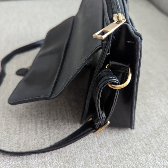PU leather crossbody bag - Picture 6 of 8